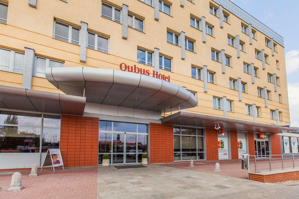 Qubus Hotel Glogow Экстерьер фото