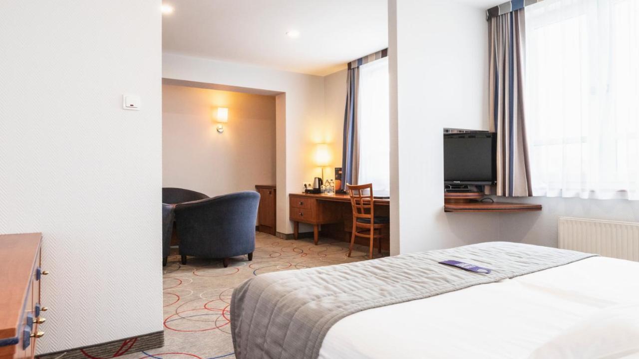Qubus Hotel Glogow Экстерьер фото