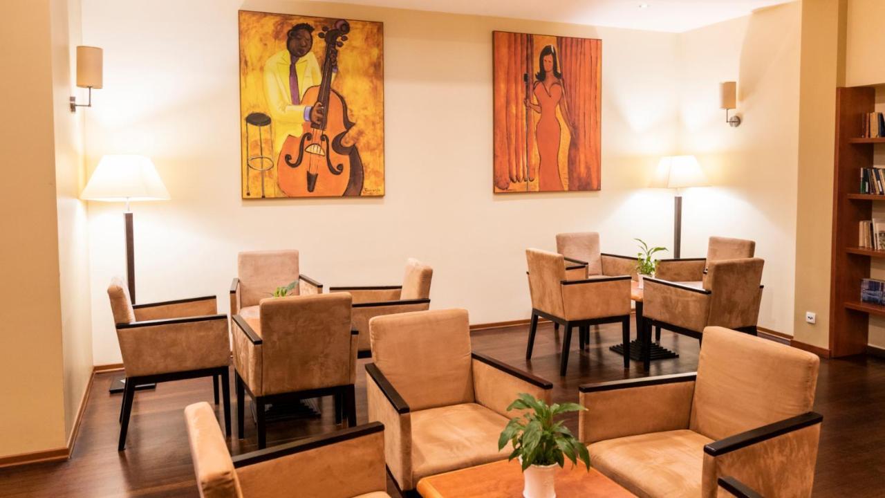 Qubus Hotel Glogow Экстерьер фото